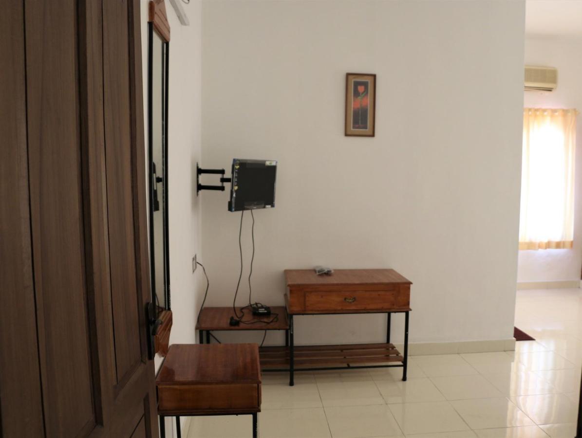 East Coast Hotel Thiruvananthapuram Buitenkant foto