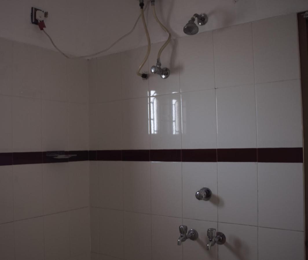 East Coast Hotel Thiruvananthapuram Buitenkant foto