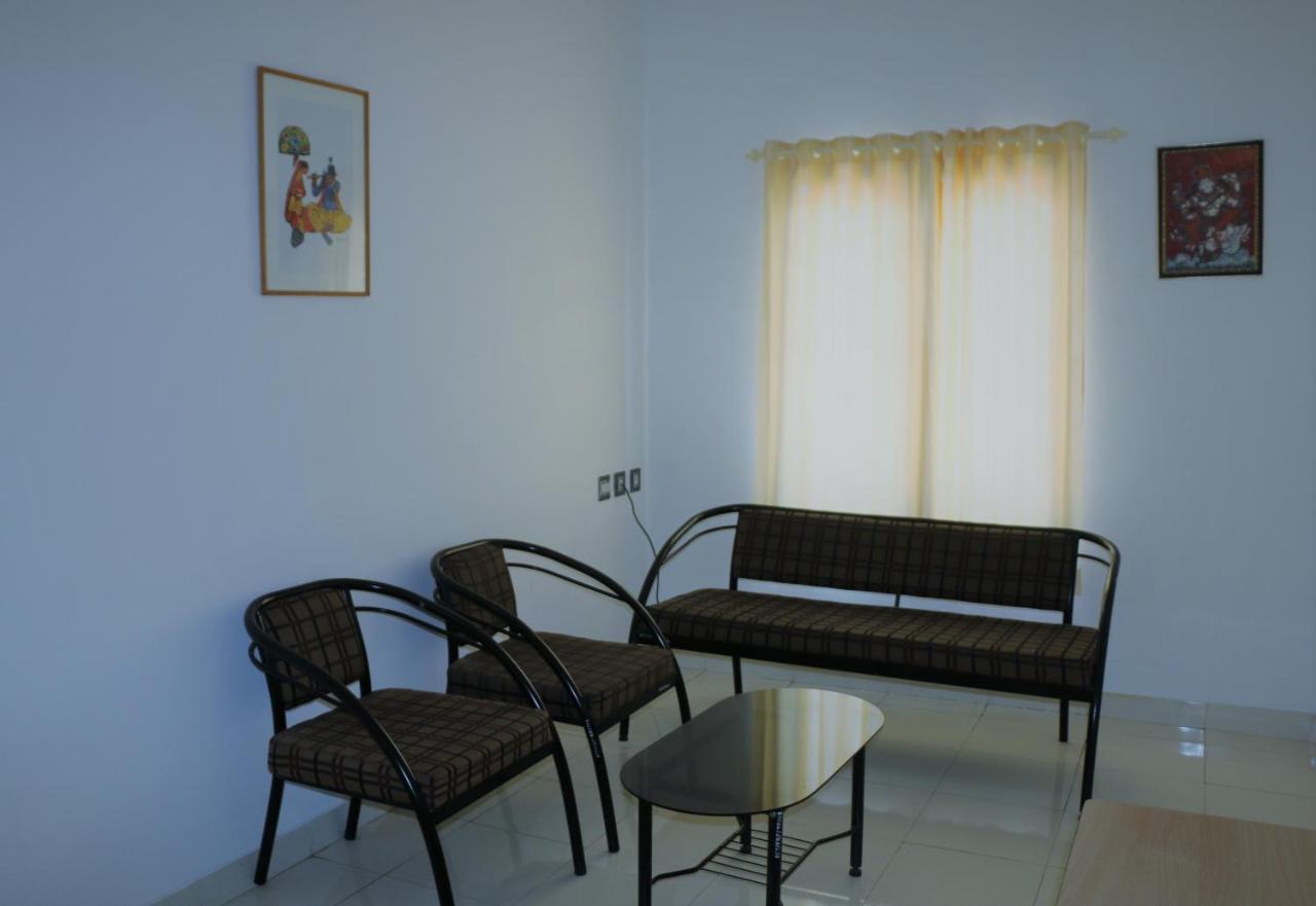 East Coast Hotel Thiruvananthapuram Buitenkant foto