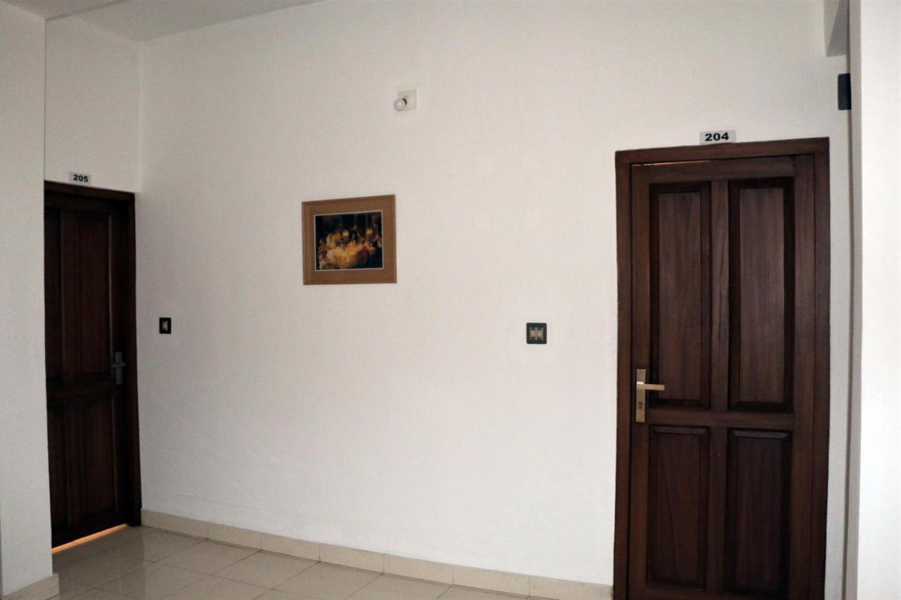 East Coast Hotel Thiruvananthapuram Buitenkant foto