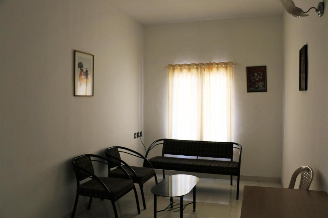 East Coast Hotel Thiruvananthapuram Buitenkant foto