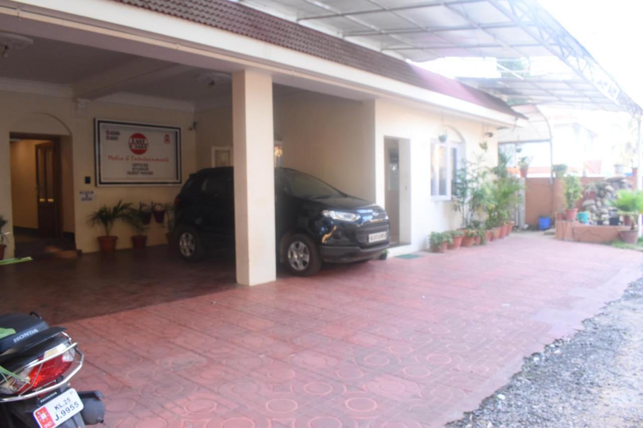 East Coast Hotel Thiruvananthapuram Buitenkant foto